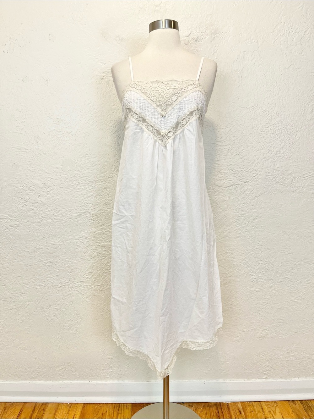 Vintage Miss Dior Sleep Dress Nightgown White Cottagecore Small S Lace Trim